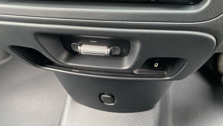 Mercedes-Benz Vito EL2 Electric Fwd 85kW 66kWh Pro Van Auto